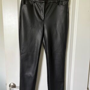 LOFT Black Straight Leg Pants with Sleek Design